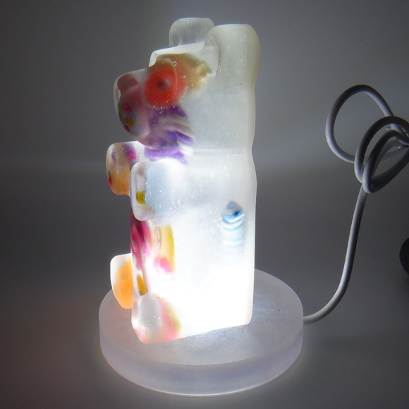 Jumbo Resin Gummy Bear & Base Lamp - Picture 15 of 15